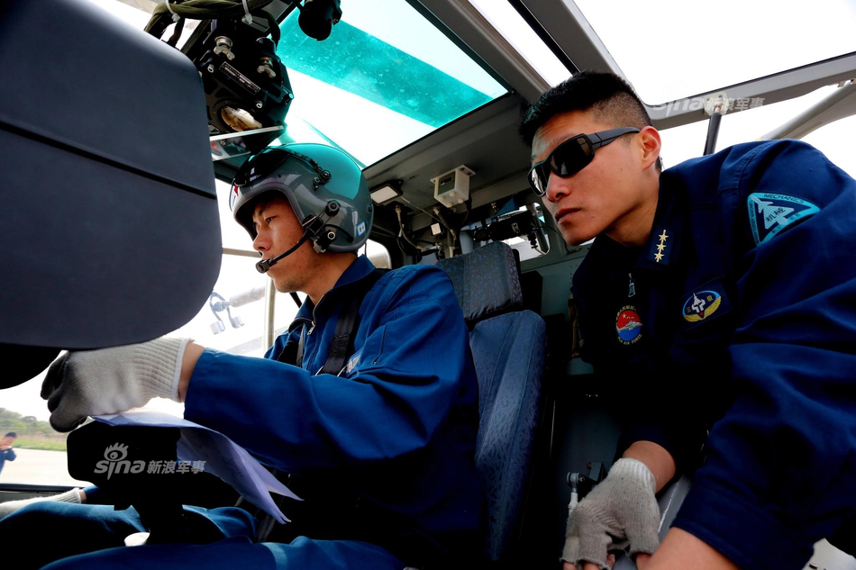 曝中国武直10座舱内大图:hud屏显仪表清晰可见