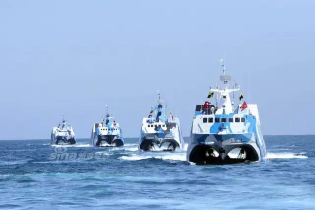 海上狼群练奔袭!解放军022导弹艇挑战自给极限