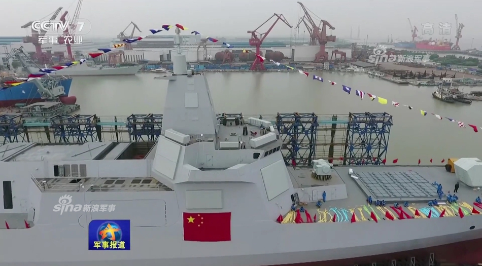 四波段雷达112垂发世界最强?中国055大驱下水