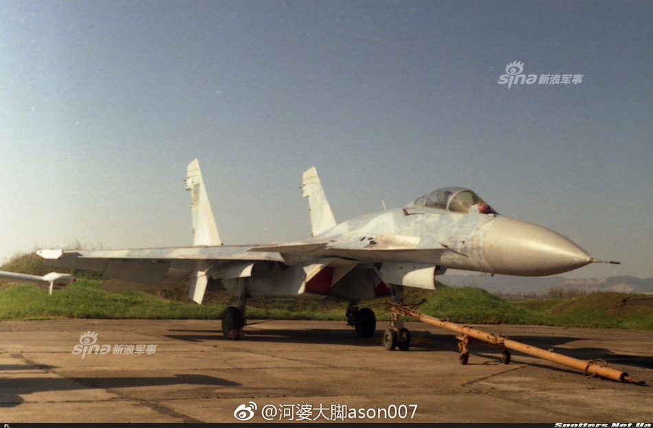 歼15舰载机他爹!远涉重洋来华的t10k-7原型机