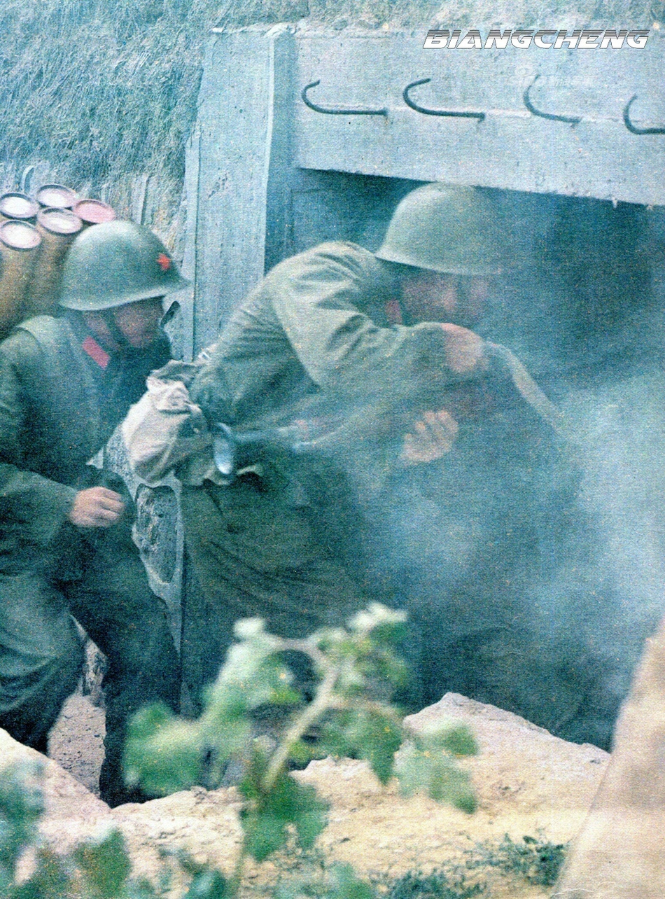 燃情岁月!80年代的解放军实弹演习现场老照片