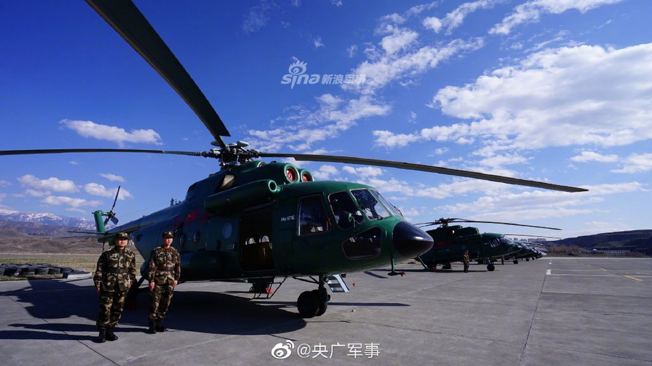 谁也逃不出手掌心!武警航空兵新疆集训出动大批直升机