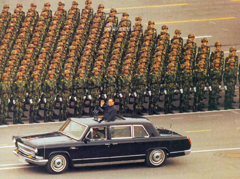 豪气冲云天!1999国庆50周年世纪大阅兵气势磅礴_高清图集_新浪网