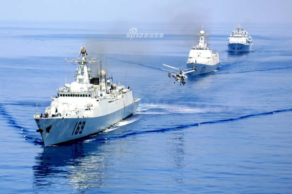 巡海轻骑当打之年!东海舰队卡28直升机风云激荡20年