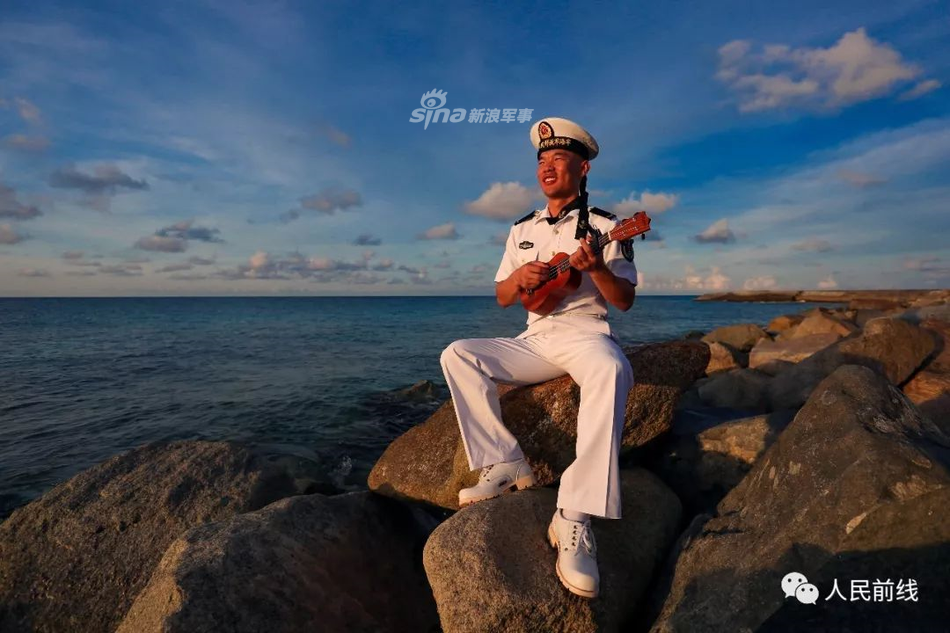 海边的守望者!中国海军水兵摄影写真流露真挚情感