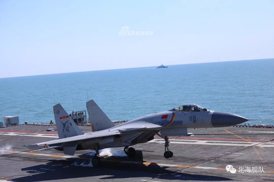 飞鲨日渐壮大!北海舰队歼15舰载机大象漫步彰显军容