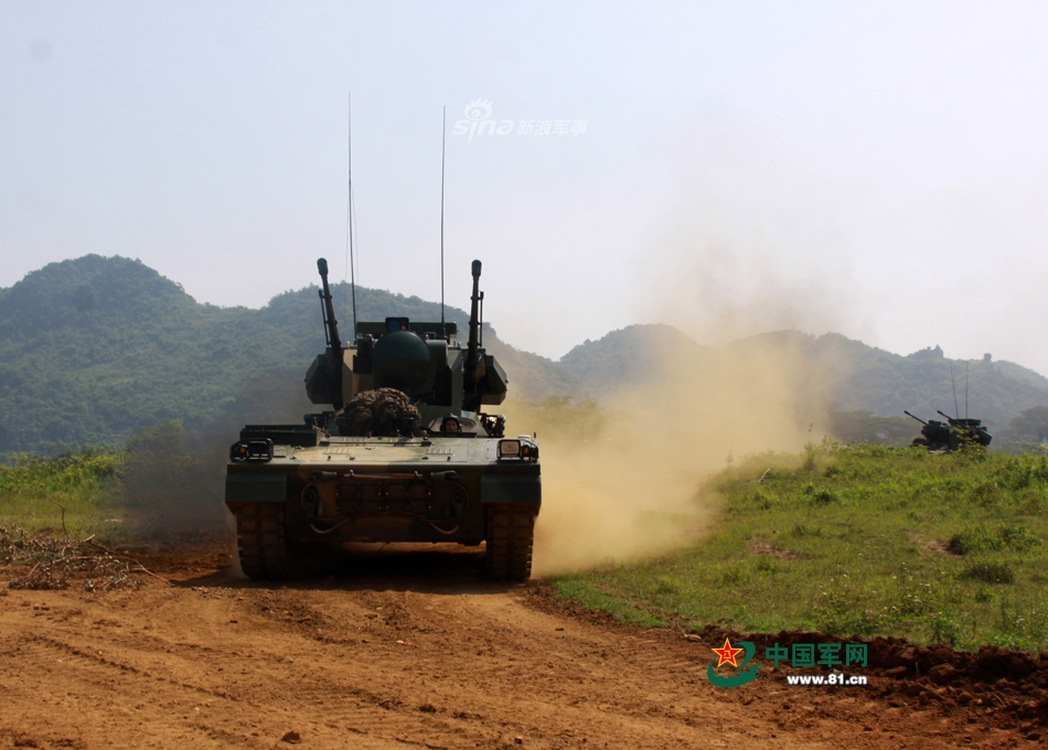 pgz-07式自行高炮是解放军目前最先进的三位一体化野战防空武器.