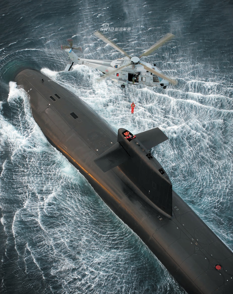 给摄影师加鸡腿!法国战略核潜艇巡逻归来拍的很大气