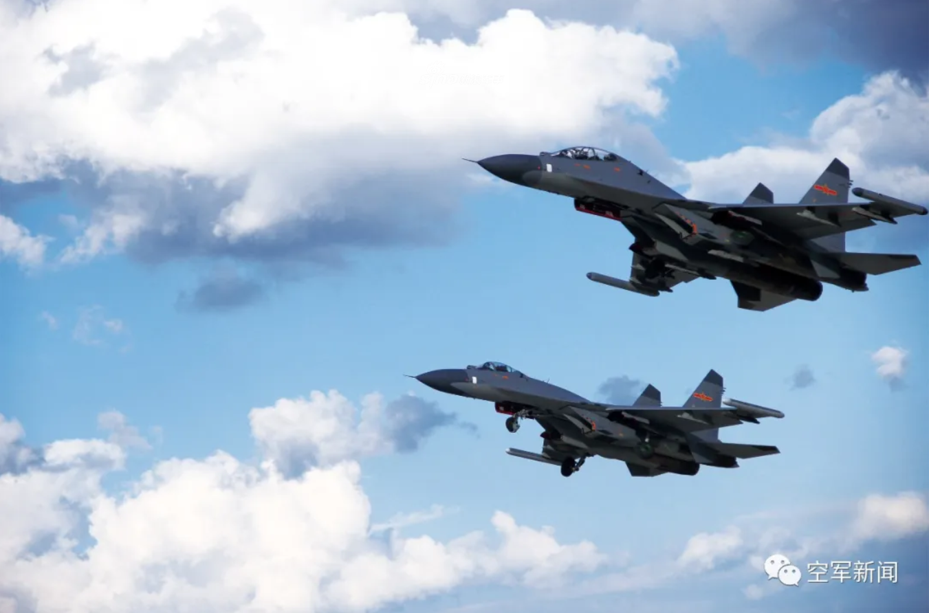 理论实践相结合!空军某部歼11空战对抗训练效果显著_高清图集_新浪网