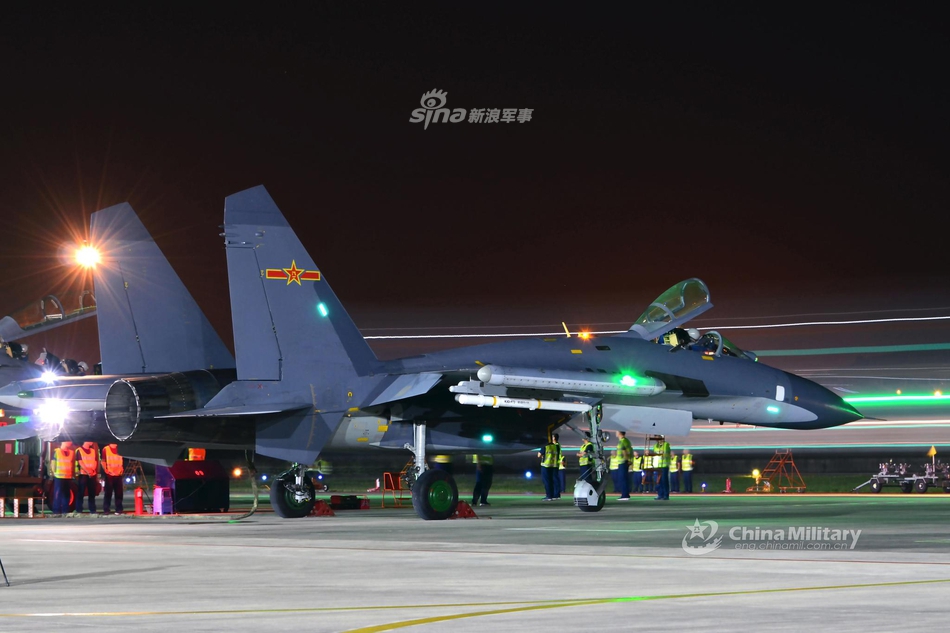 我空军歼11不分昼夜挂弹出击_高清图集_新浪网