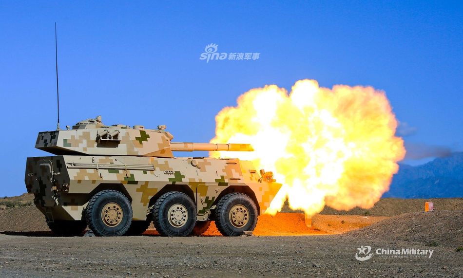 保境安民镇天山!新疆军区02式突击炮动对动火力打击_高清图集_新浪网