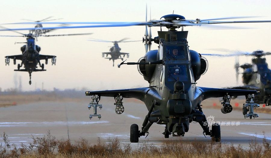 我新疆军区陆航武直10巡视天山_高清图集_新浪网