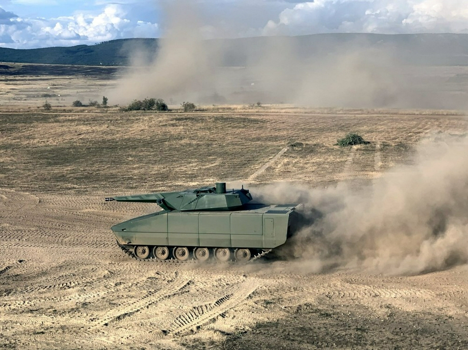 山猫KF41重型步兵战车图片