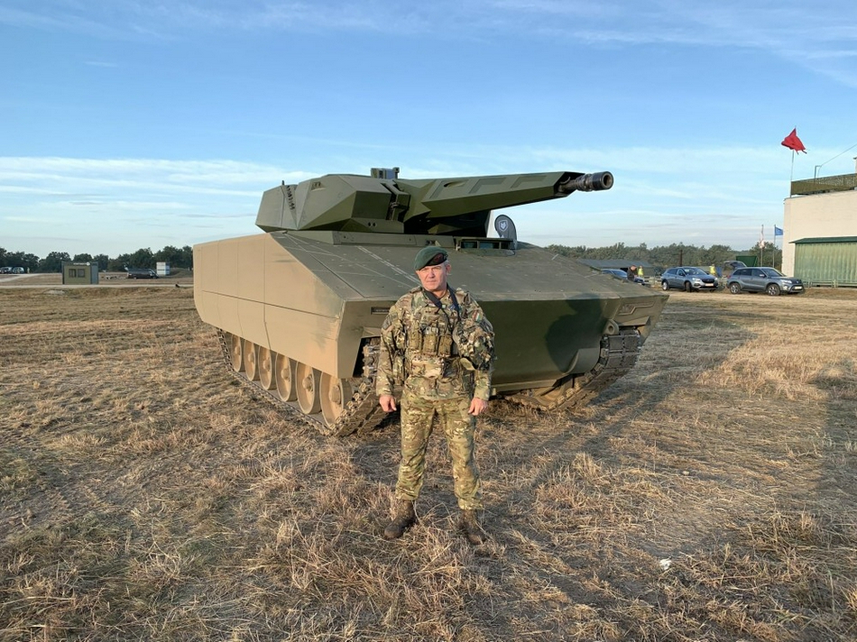 可有效对抗坦克?德国新型山猫步兵战车现身_高清图集_新浪网