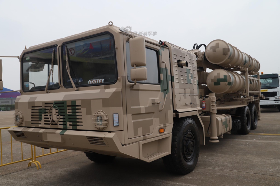 多波次打击必备!我军运输装弹车珠海航展也抢眼