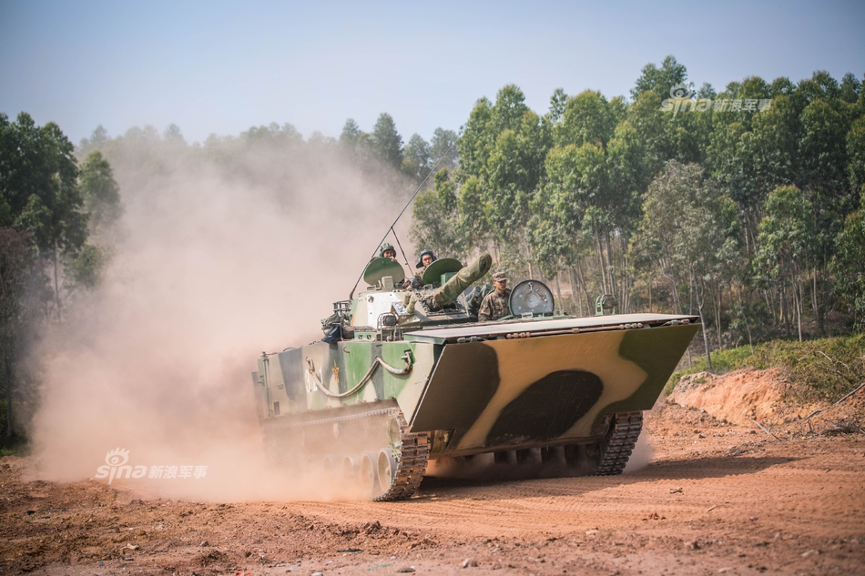 因此是从一开始就与两栖步兵战车,两栖105毫米突击车规划好的型号