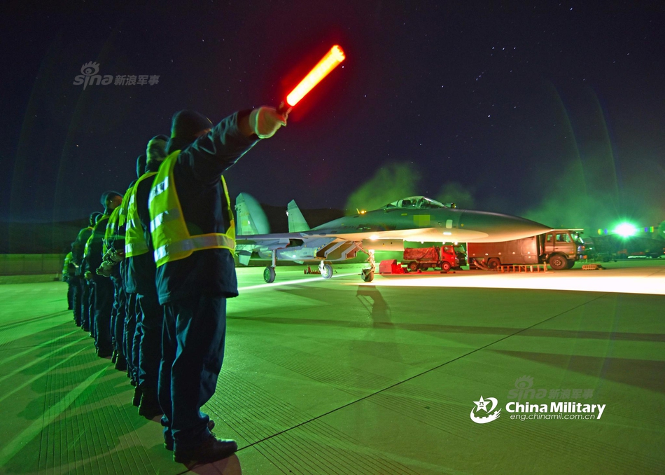 贺兰雄狮去哪了我西部战区歼11战机拂晓升空勤备战