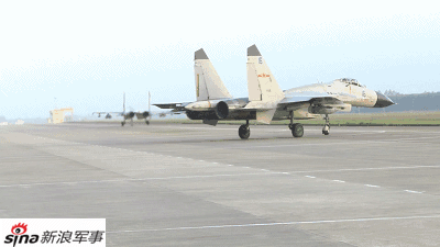 我海航歼11和飞豹战机奔袭南海
