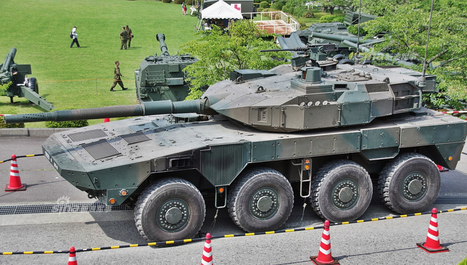 必被我大八轮吊打日本陆自展示其16式轮式战车