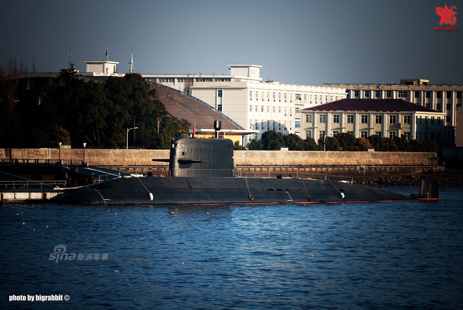 迎战日本苍龙级!我军039b潜艇出海巡疆劈波斩浪