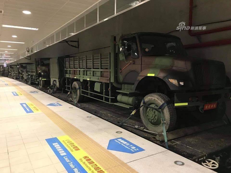 官媒评金马奖 台独 发言风波 大陆别跟着起舞 金马奖 两岸 大陆 新浪军事 新浪网