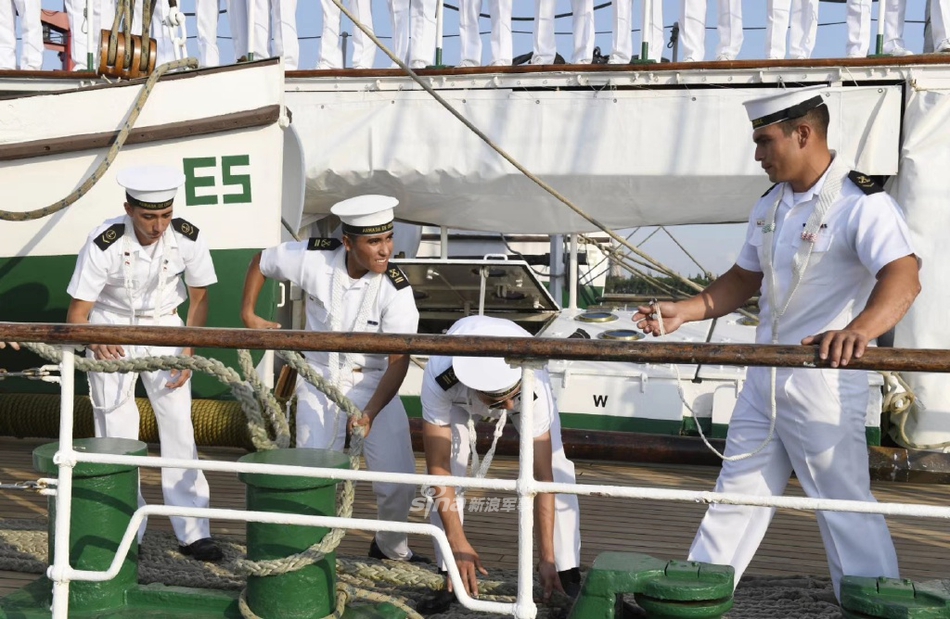 有朋自远方来!智利海军风帆训练舰访问上海军港