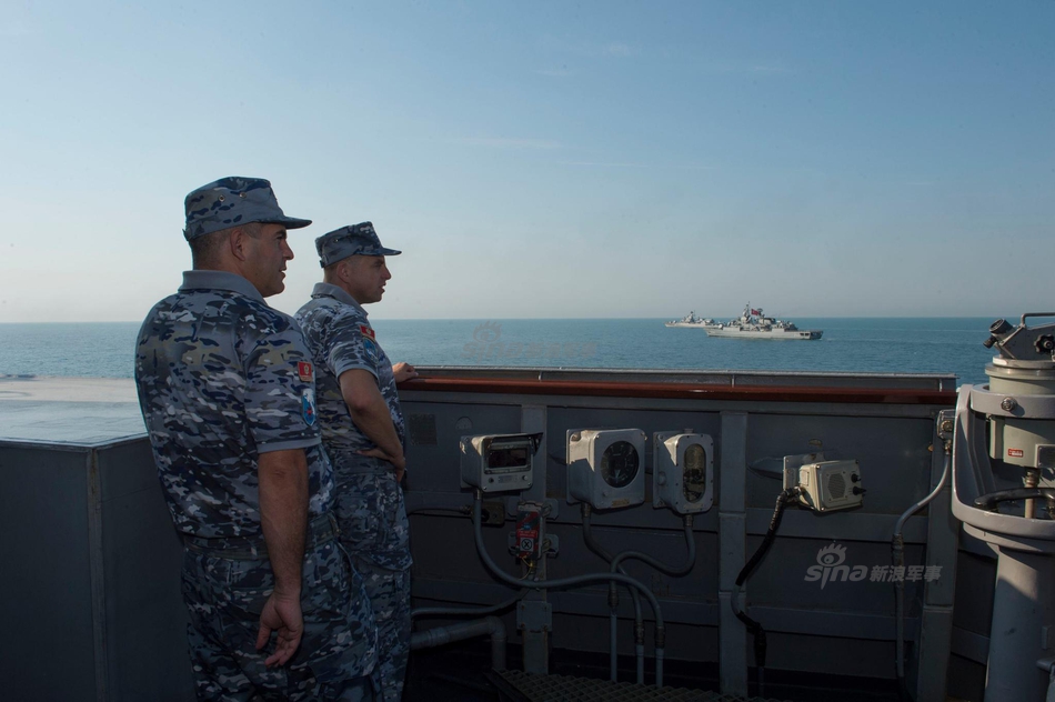 回击中俄演习?美国等17国舰艇在黑海正大军演