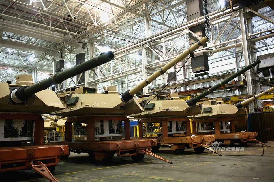 美国曝光其最强坦克升级车间照