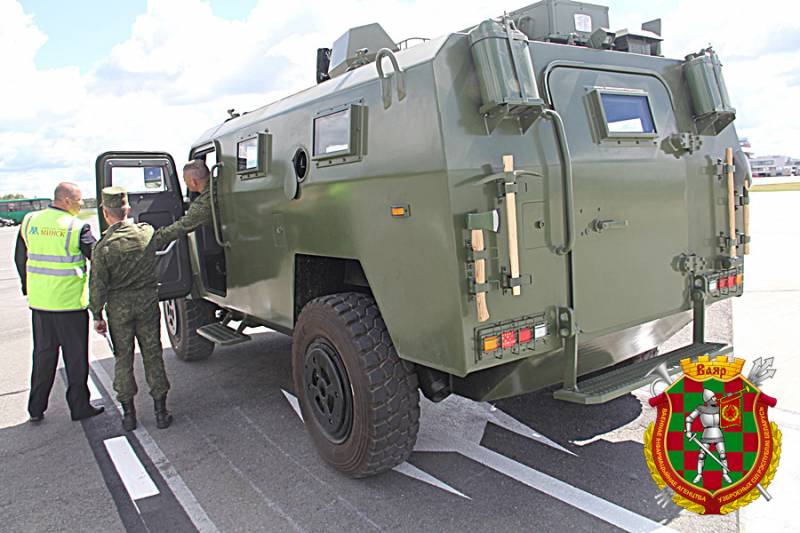 可劲耍!白俄罗斯测试中国制造vn-3装甲车