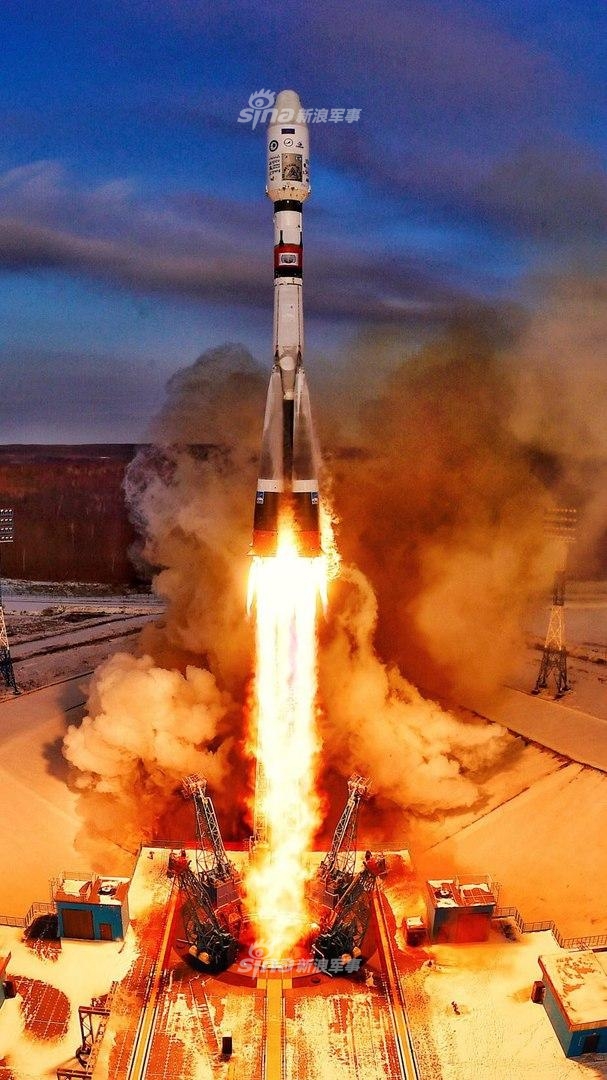 1 / 8 11月28日,俄罗斯第2次在远东地区伏斯托契尼建役的的新太空发射