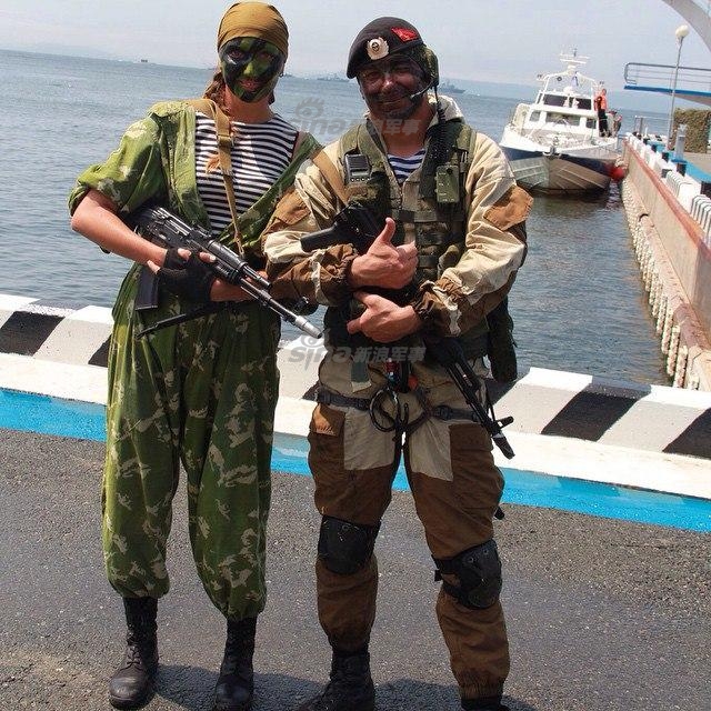 说俄海军陆战队女兵太过彪悍:那是你没见过这样的她们_高清图集_新浪