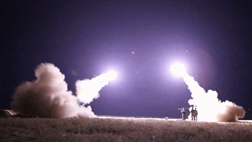 飞弩与炮弹齐飞陆军防空火网高炮导弹梯次配置