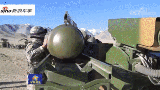 怼翻阿三苏30！我防空旅高炮搭配红旗7导弹实弹演练