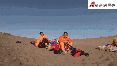 荒野求生版火星救援？中国航天员大漠训练野外生存