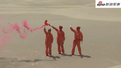 荒野求生版火星救援？中国航天员大漠训练野外生存