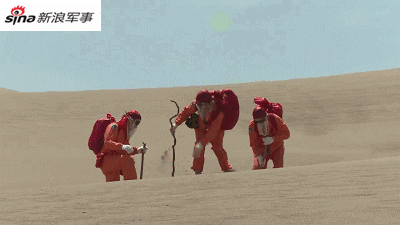 荒野求生版火星救援？中国航天员大漠训练野外生存