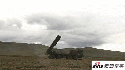 把印度包圆了！中国陆军挺进西部高原策应印度洋舰队