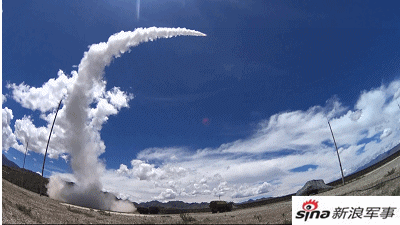 把印度包圆了！中国陆军挺进西部高原策应印度洋舰队