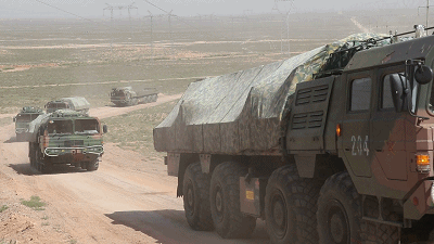 千里大机动!解放军某炮兵旅连续6天远程机动