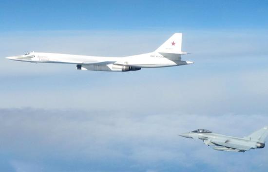 目前却无机型合适为其加油|中国|加油|轰炸机_新浪军事_新浪网