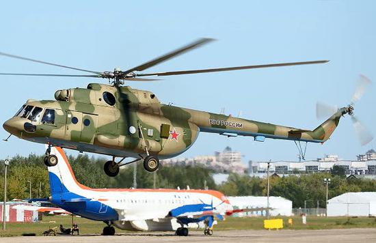 俄罗斯米-8mtrp-1电子战直升机,机身上面天线是它最主要识别特点近日