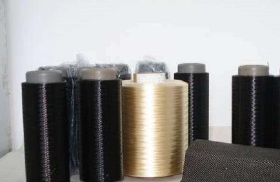 一根夸克大小的细丝，快速切割人体，会致人于死地吗？...