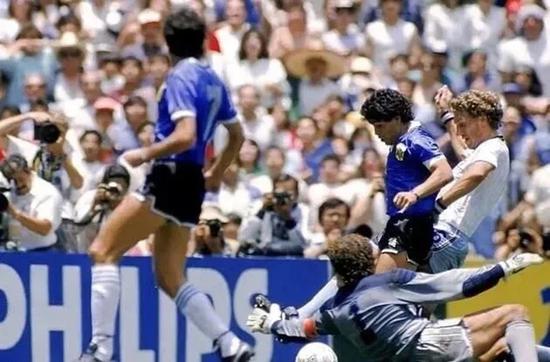 马拉多纳：我讨厌来自美国的一切 用全部力量讨