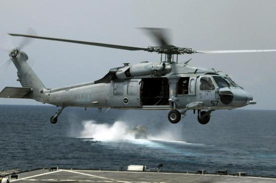 MH-60S直升机