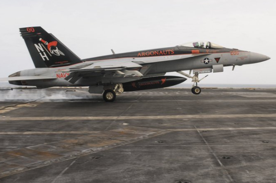 美军驻太平洋航母数量归零 还遭辽宁舰编队行动