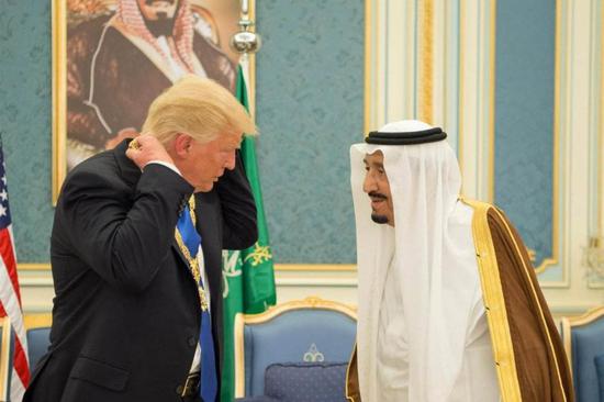 特朗普与沙特国王赞格内表示:"说出此类言论的任何国家都只是想声援