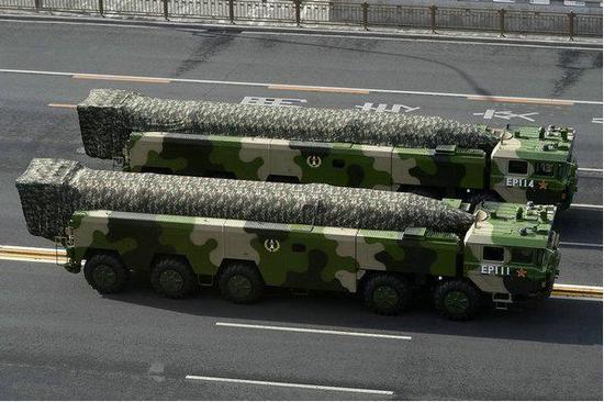 美媒：中国明年将部署DF-ZF导弹 可1小时打遍全球