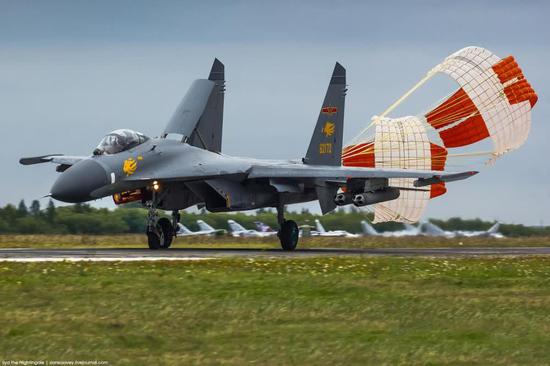 苏26真的有曾是普京亲自授勋的俄特技飞行女皇座机