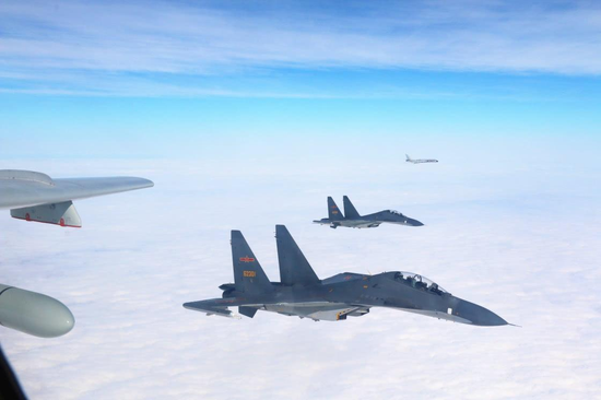 南部战区空军某部苏-30MKK战机进行远海训练 图源：中国空军