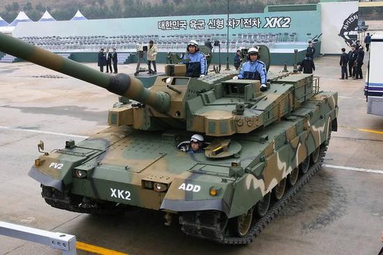 图片：韩国K2主战坦克也采用自动装弹机，只有3名乘员。